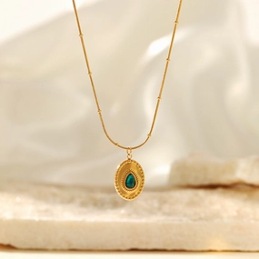 Wholesale Green Stainless Steel Creative Necklace