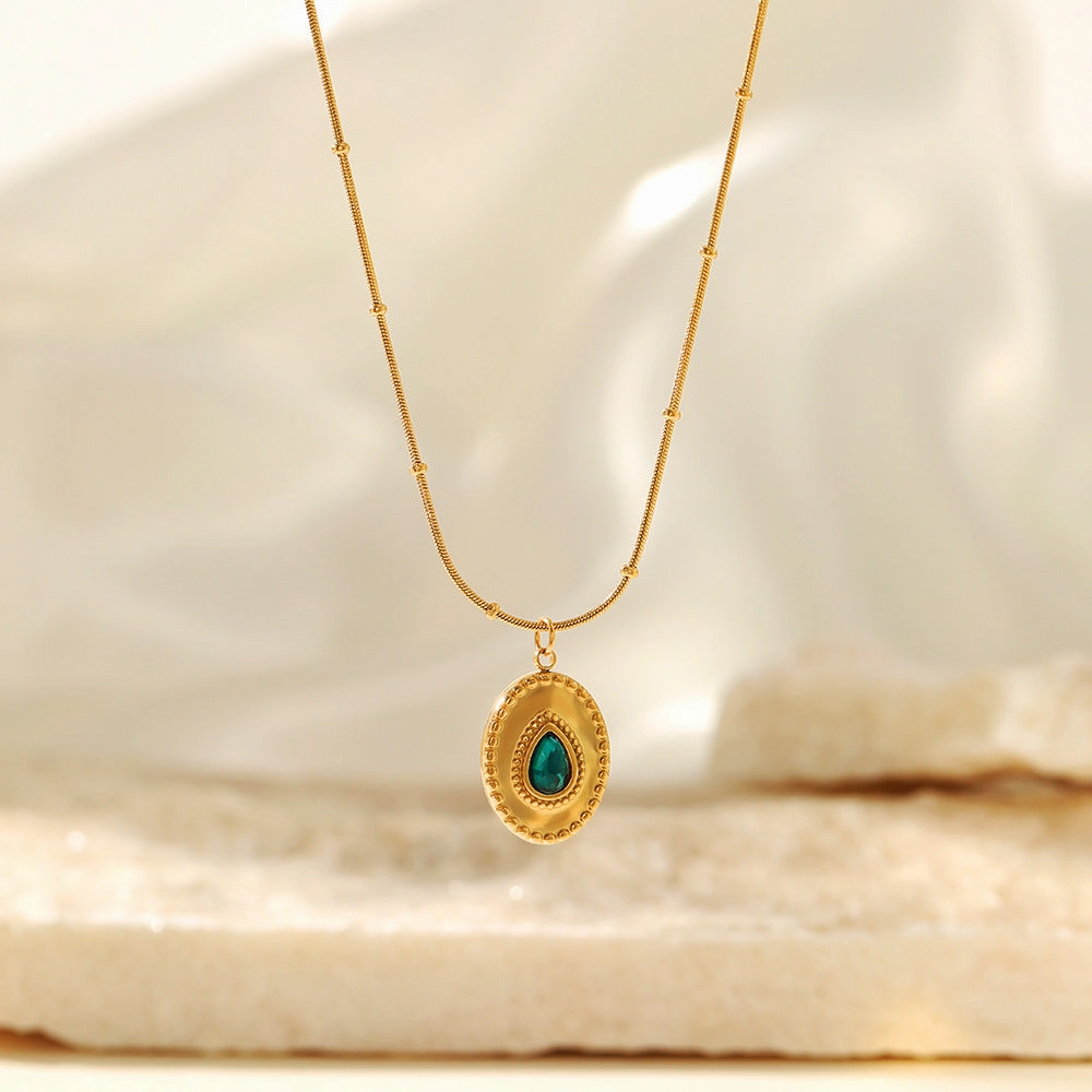 Wholesale Green Stainless Steel Creative Necklace