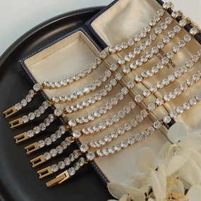 Wholesale Gypsophila Zircon Titanium Steel 18K Gold Plated Bracelet