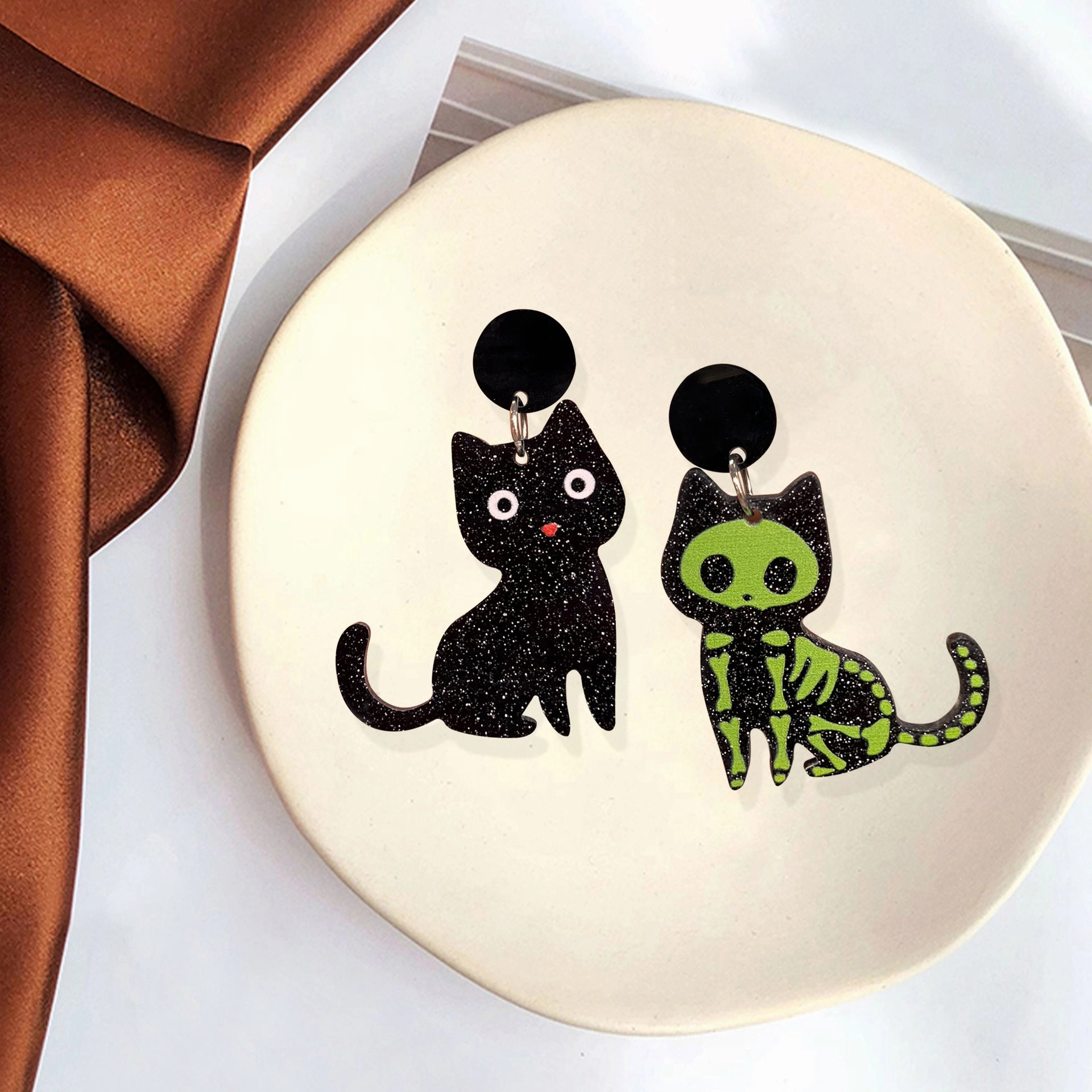 Wholesale Halloween Animal Bones Bone Green Eyes Cartoon Black Cat Acrylic Earrings