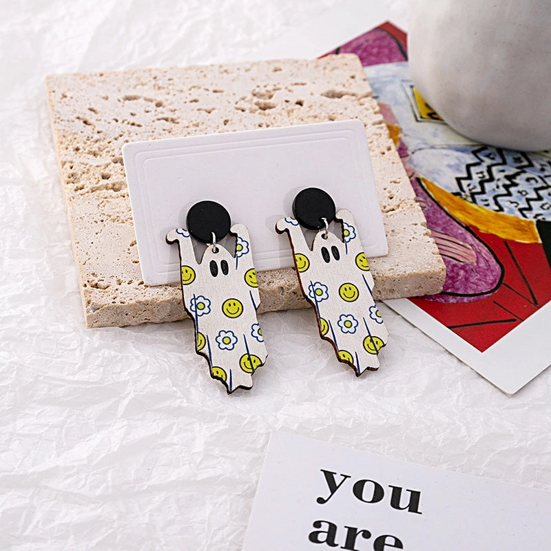 Wholesale Halloween Party Funny Bat Wooden Earrings