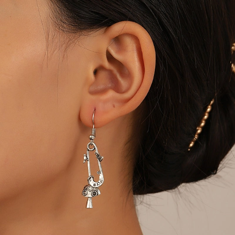 Wholesale Halloween Retro Gothic Bat Wings Alloy Earrings