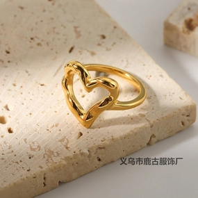 Wholesale Hammer Pattern Love Stainless Steel 18K Gold Plated Ring