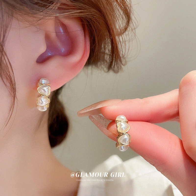 Wholesale Heart C Shape Imitation Pearl Earrings