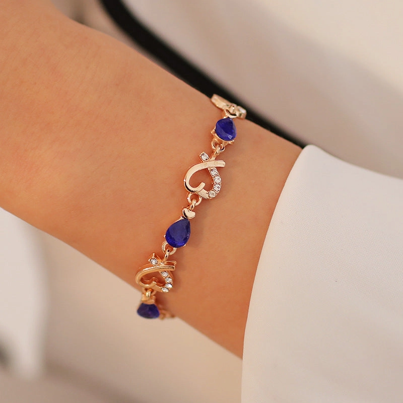 Wholesale Heart Hollow Flower Diamond Alloy Bracelet