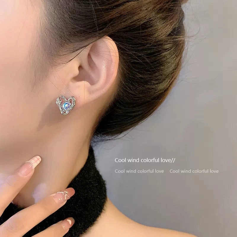 Wholesale Heart Moonstone Alloy Earrings