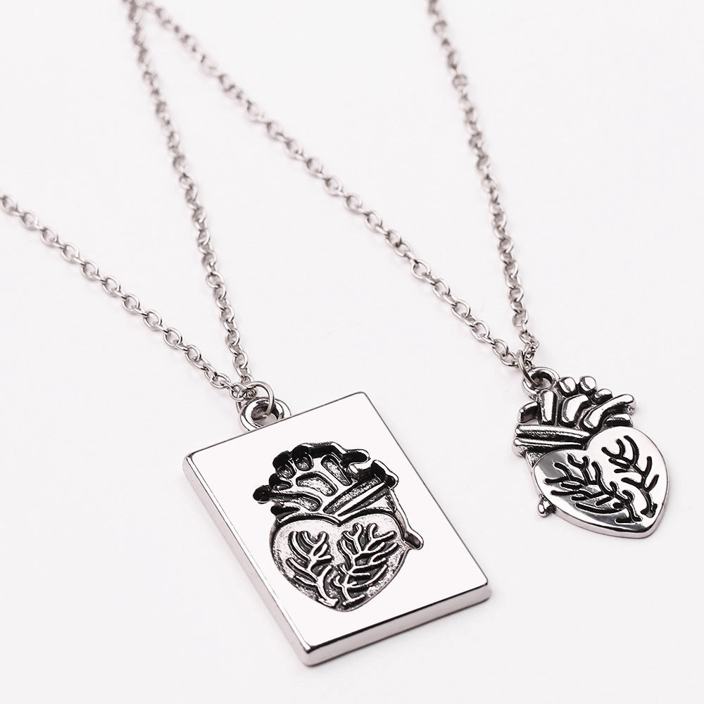 Wholesale Heart Pair Necklace Gold Silver Couple Alloy Necklace
