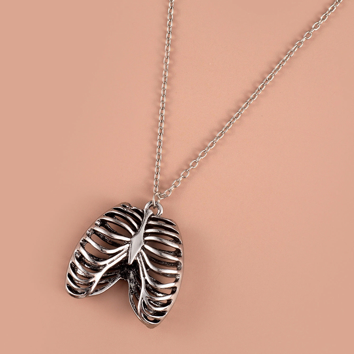 Wholesale Heart Pendant Gothic Clavicle Alloy Necklace