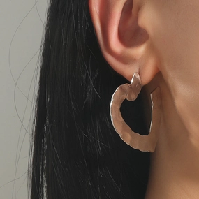 Wholesale Heart-shaped Alloy Earrings