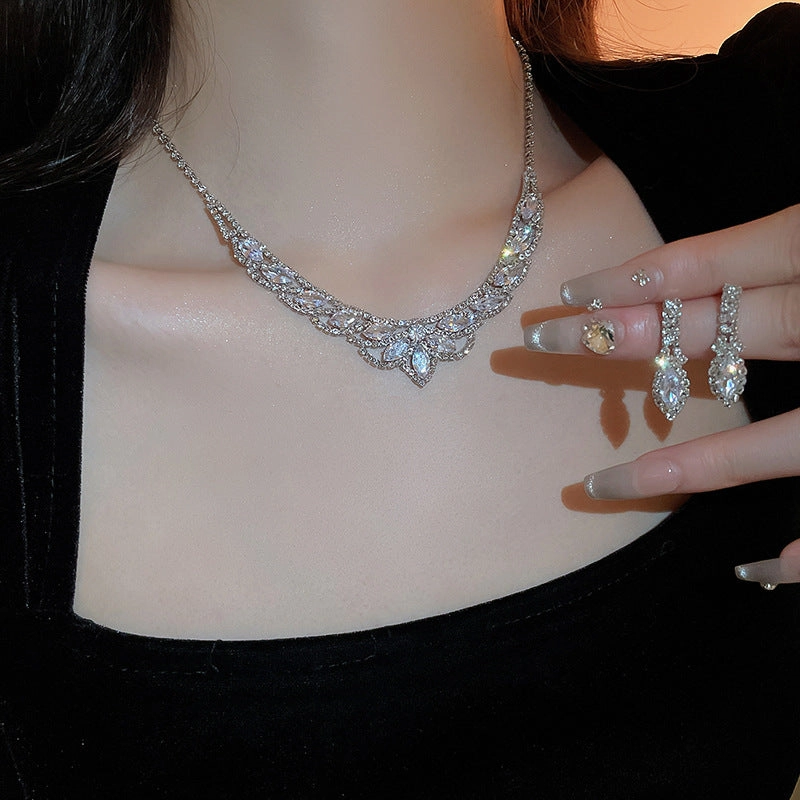 Wholesale Heavy Diamond Drop U-Shaped Tassel Earrings and Necklace Two-Piece Set