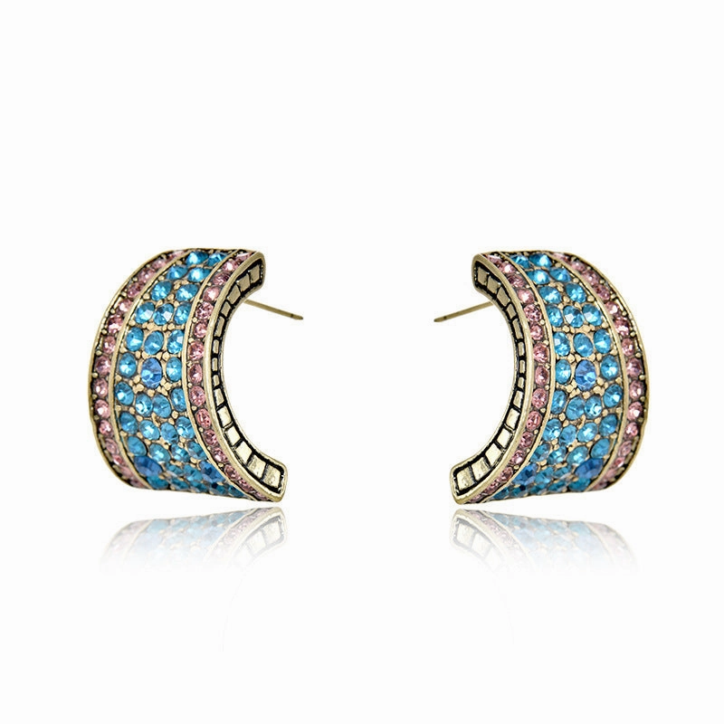 Wholesale Heavy Industry Trapeze Color Diamond C Shape Alloy Earrings