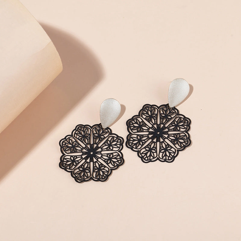 Wholesale Hollow Butterfly Contrast Color Metal Earrings