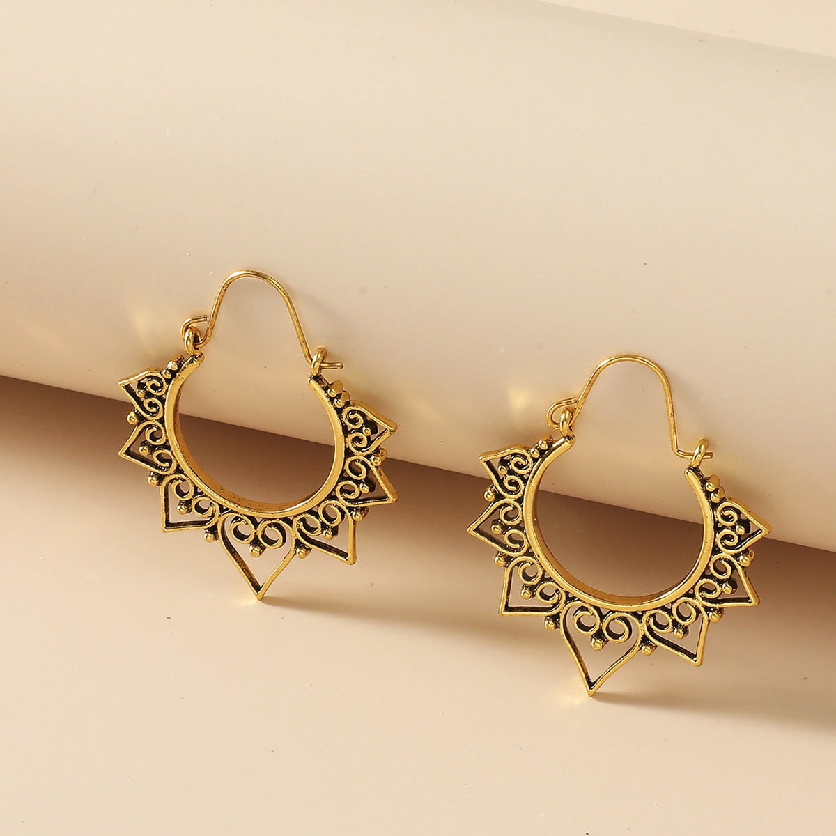 Wholesale Hollow Carved Alloy Irregular Circular Earrings