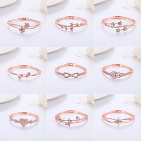 Wholesale Hollow Heart Flower Alloy Bracelet