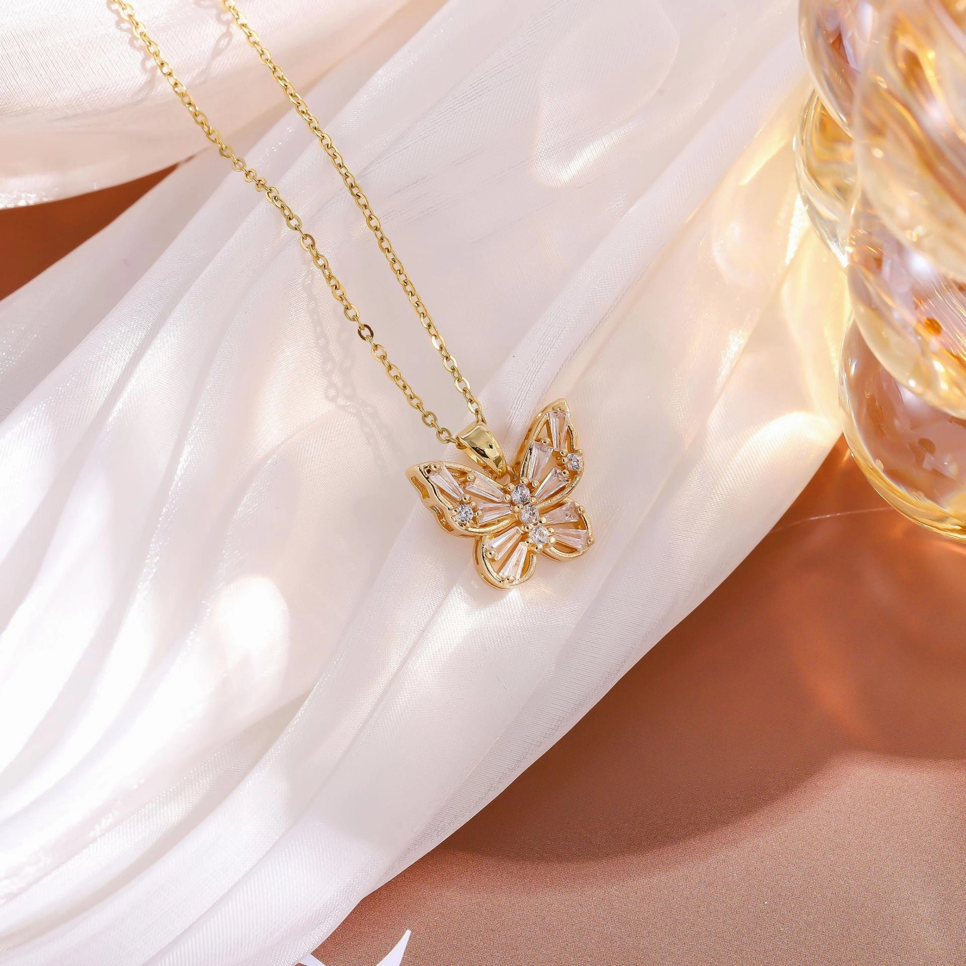 Wholesale Hollow Zircon Butterfly Copper Gold Plated Necklace