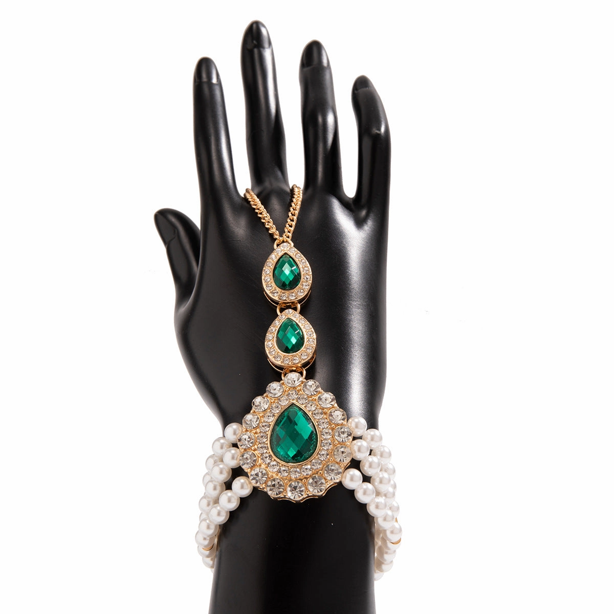 Wholesale Imitation Pearl Inlaid Diamond Gemstone Necklace Retro Style Beaded Choker Necklace