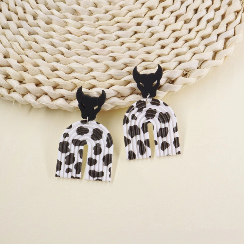 Wholesale Imitation Soft Clay Cow Pattern Printed Cow Head Acrylic Earrings