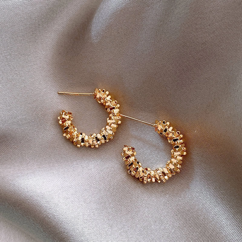 Wholesale Irregular C-shaped Alloy Earrings