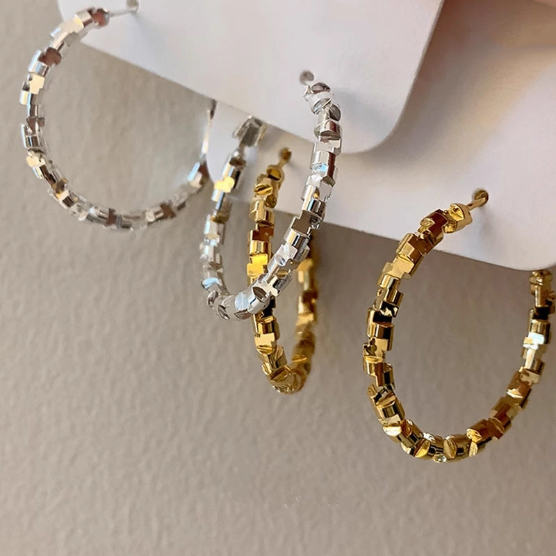 Wholesale Irregular C-shaped Alloy Earrings