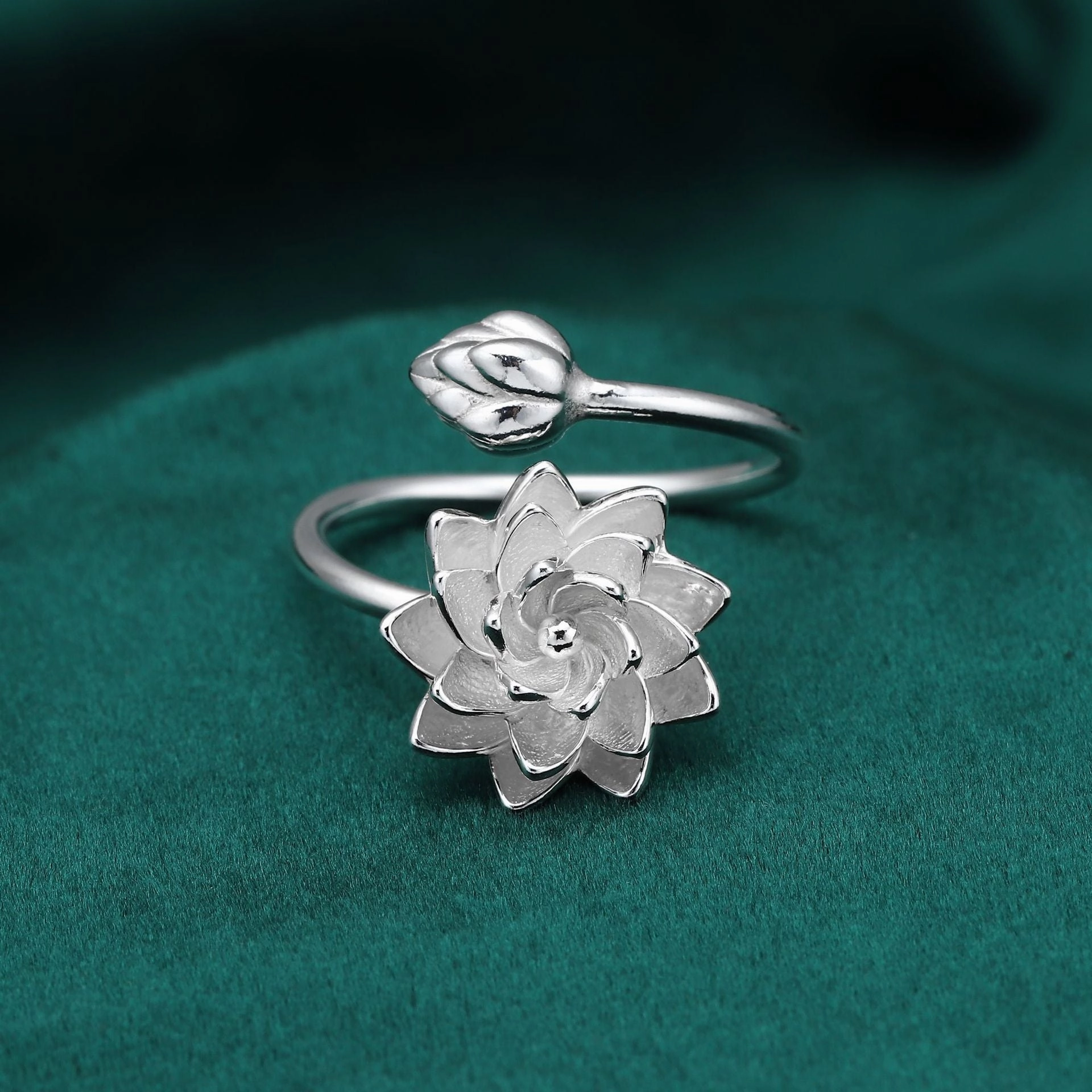Wholesale Jewelry Rotating Lotus Sterling Silver Rings