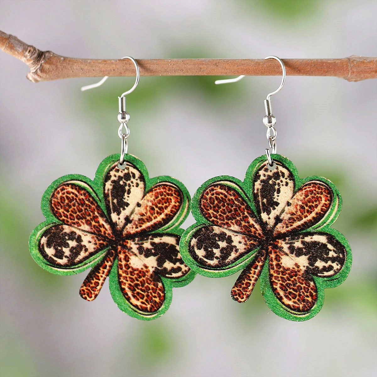 Wholesale Jewelry St. Patrick's Day Leopard Heart Wood Earrings