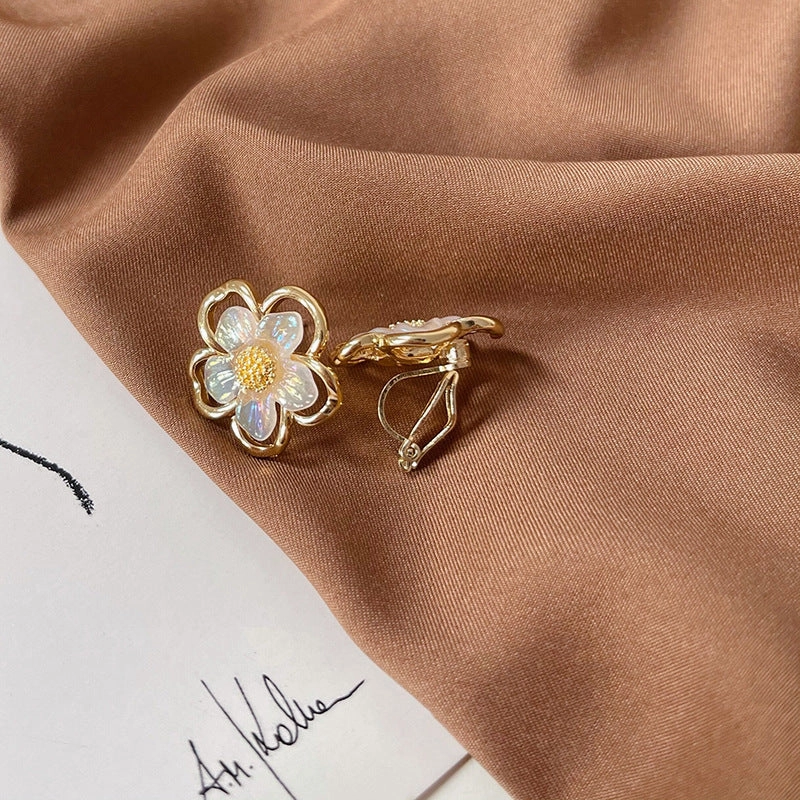 Wholesale Korean Vintage Flowers Resin Earrings