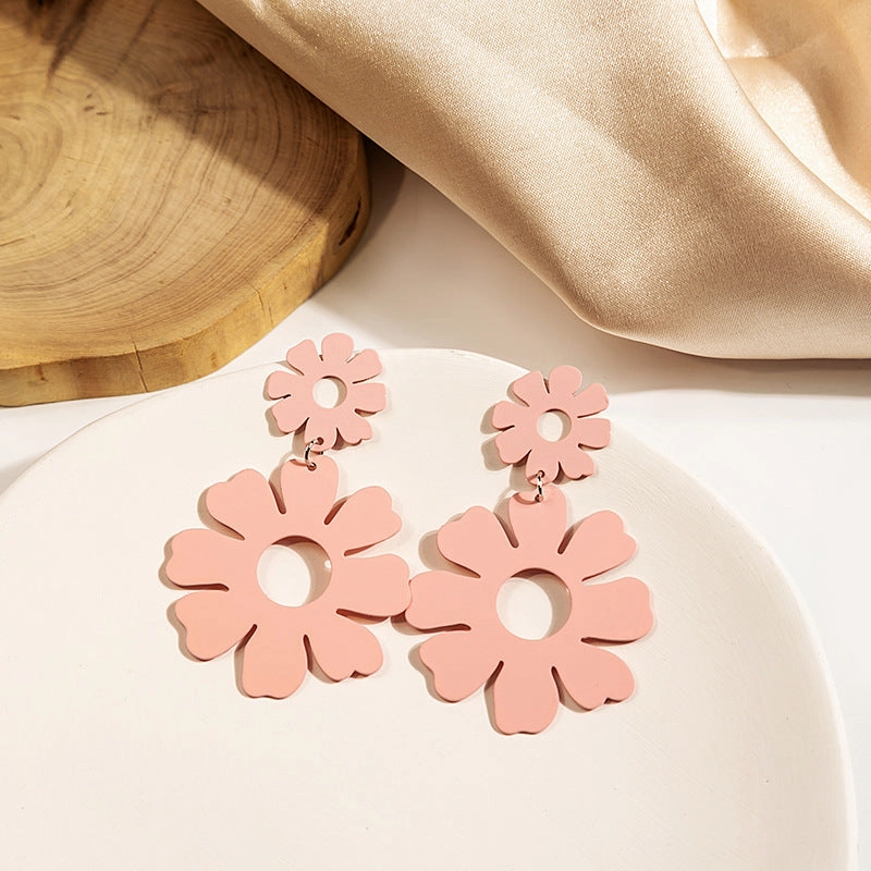 Wholesale Lacquer Flower Openwork Iron Earrings