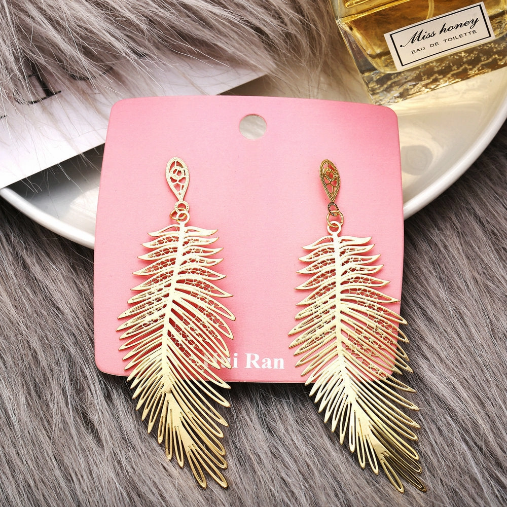 Wholesale Leaf Alloy Feather Earrings