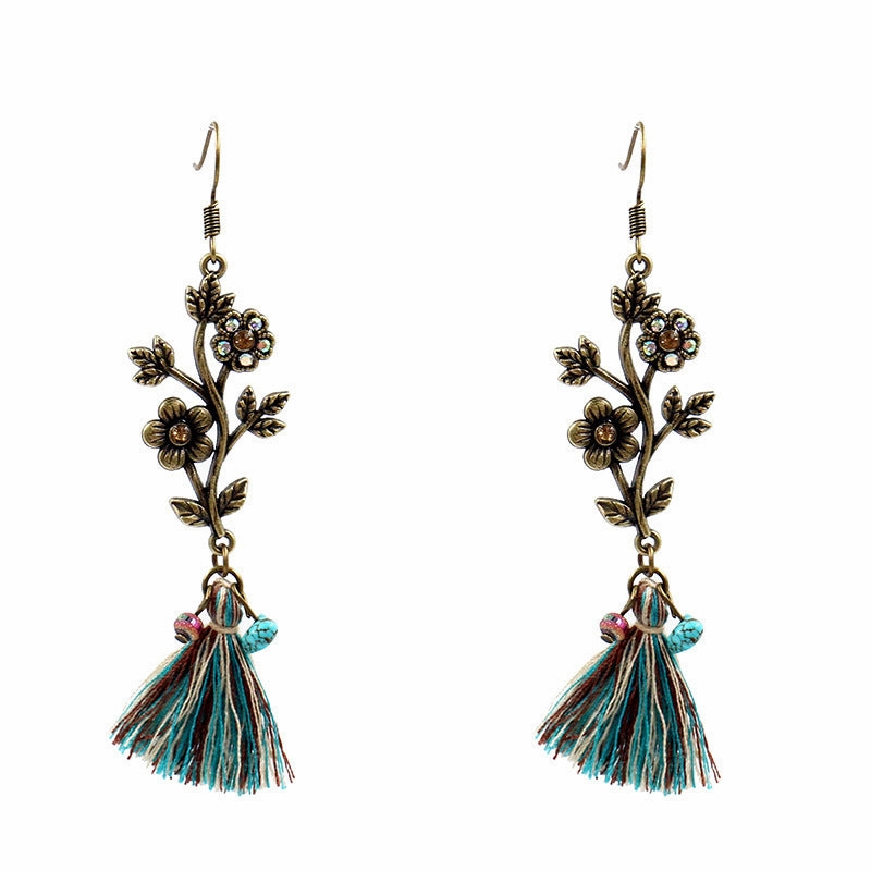 Wholesale Leaf Pendant Hollow Carved Alloy Tassel Earrings