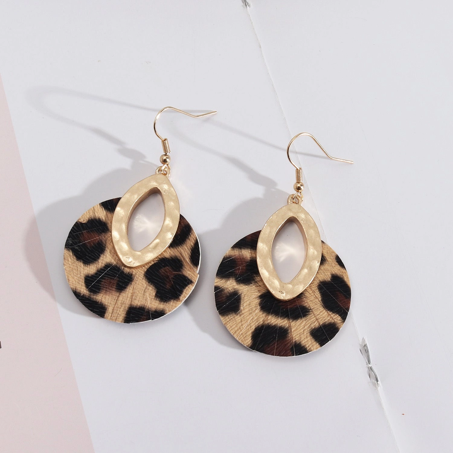 Wholesale Leather Inlaid Round Vintage Abalone Earrings