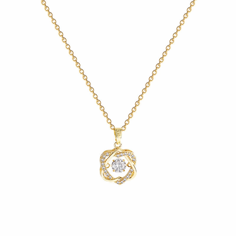 Wholesale Light Luxury Niche Clavicle Beating Star Titanium Steel Necklaces