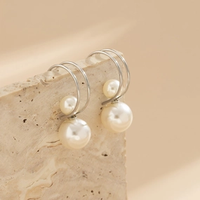 Wholesale Light Luxury Vintage Silver Needle Pearl Earrings