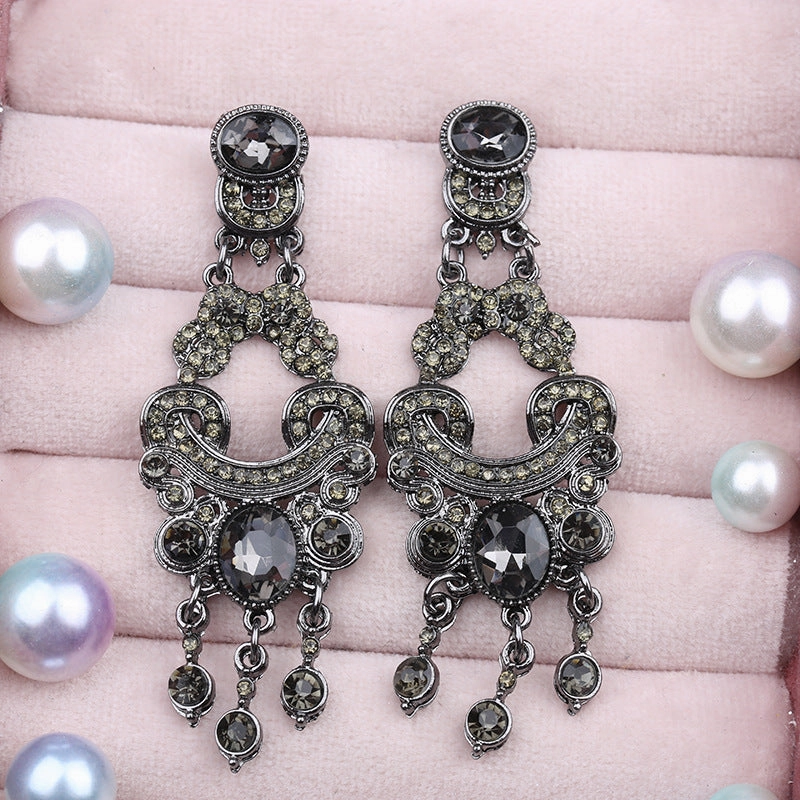 Wholesale Long Full Diamond Tassel Hollow Out Banquet Earrings