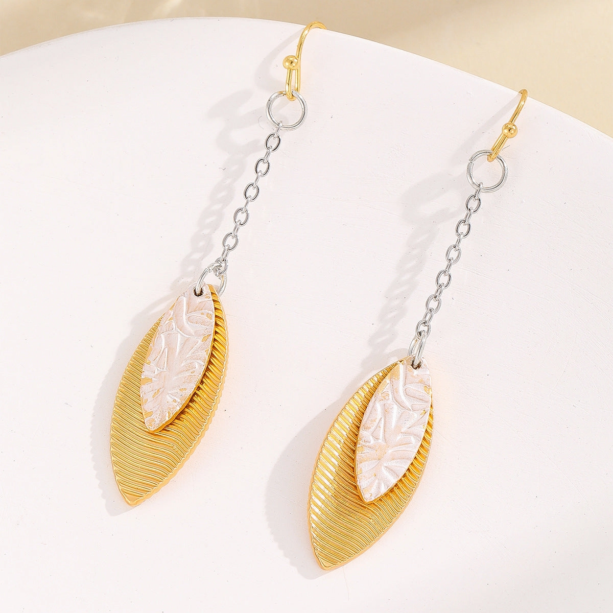 Wholesale Long Leaf Alloy Earrings