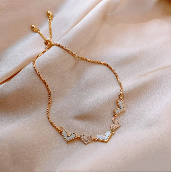 Wholesale Love Heart Vintage Pearl Alloy Bracelet