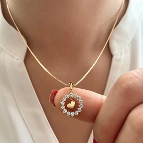 Wholesale Love Hollow Diamond Clavicle Chain Necklace