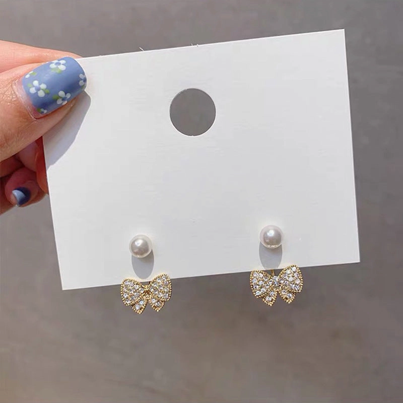 Wholesale Love Pearl Alloy Earrings
