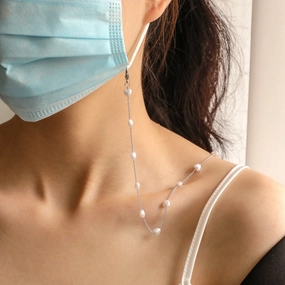Wholesale Love Pearl Hanging Neck Glasses Chain