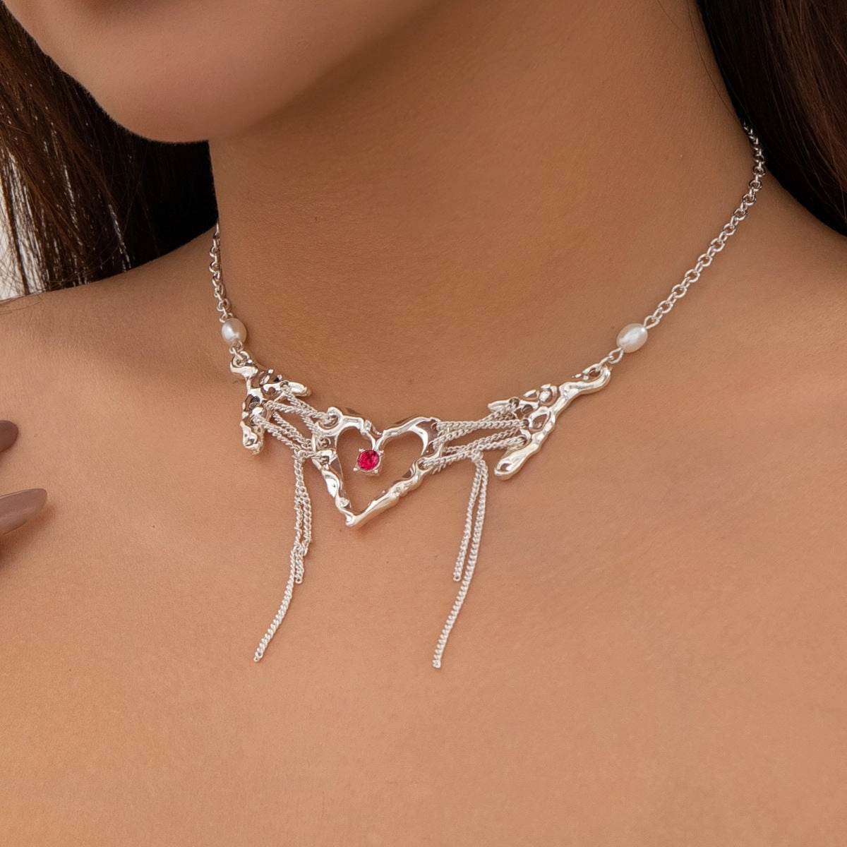 Wholesale Love Tassel Rhinestone Clavicle Chain Lava Liquid Metal Pleated Necklace