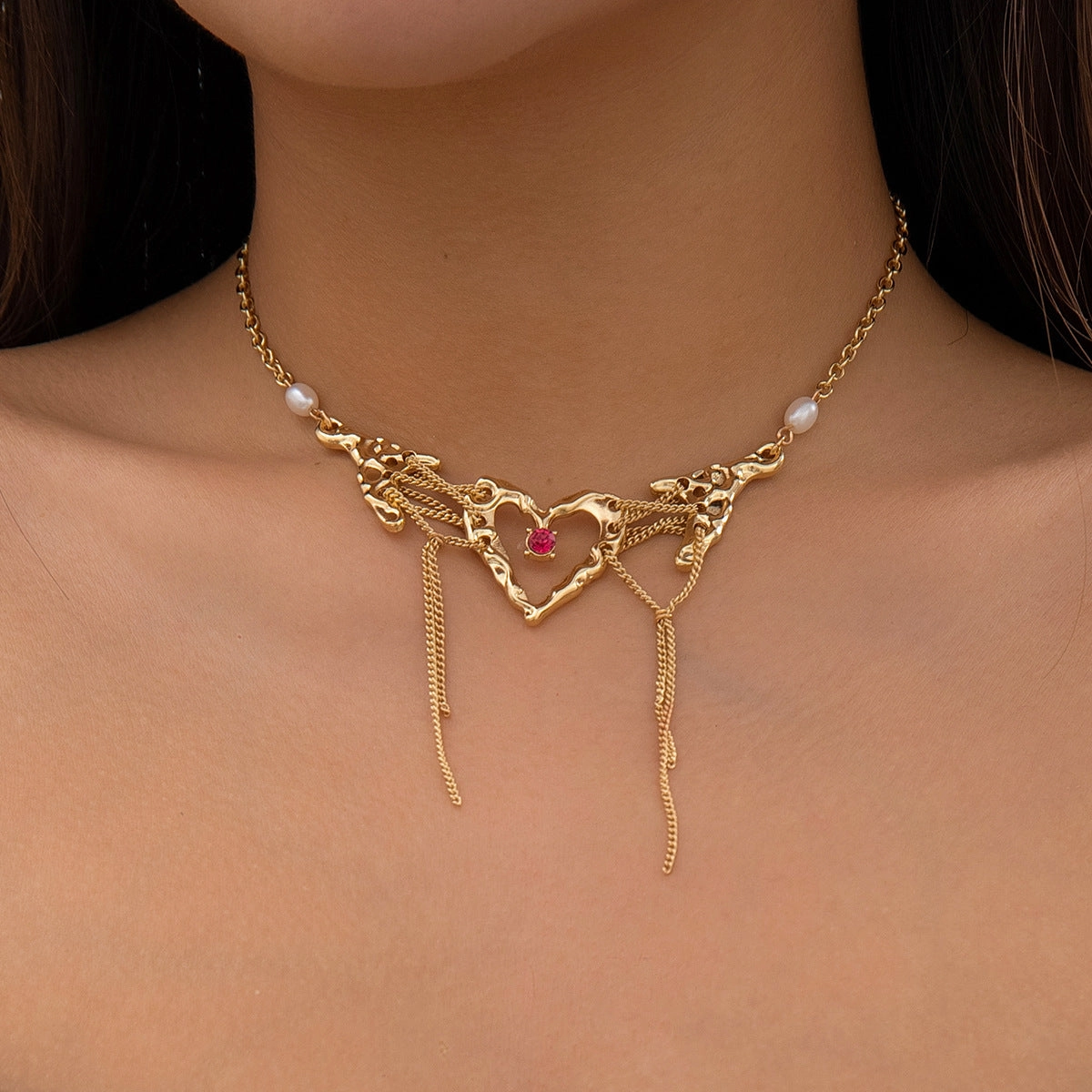 Wholesale Love Tassel Rhinestone Clavicle Chain Lava Liquid Metal Pleated Necklace