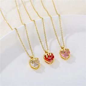Wholesale love zircon stainless steel heart shaped crystal creative clavicle chain necklace