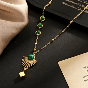 Wholesale Malachite Inlaid Scalloped Stainless Steel Necklace