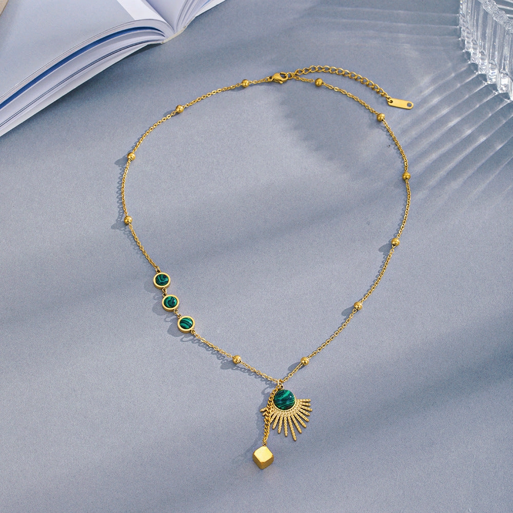 Wholesale Malachite Inlaid Scalloped Stainless Steel Necklace