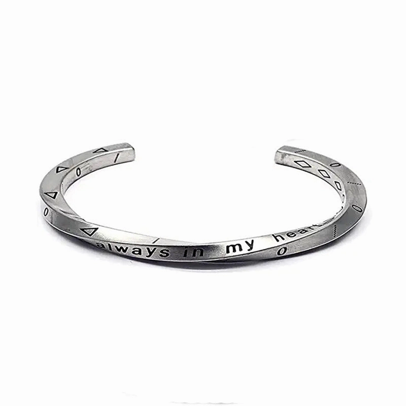Wholesale Mbius Vintage Alloy Bracelet