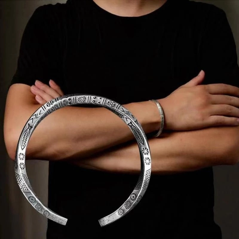 Wholesale Mbius Vintage Alloy Bracelet