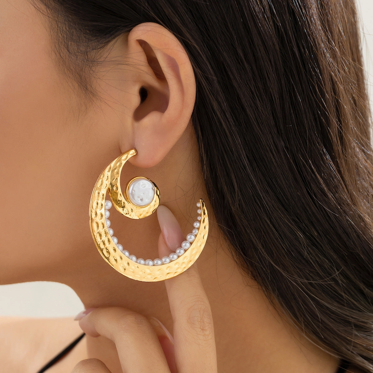 Wholesale Meniscus Vintage Alloy Imitation Pearl Earrings