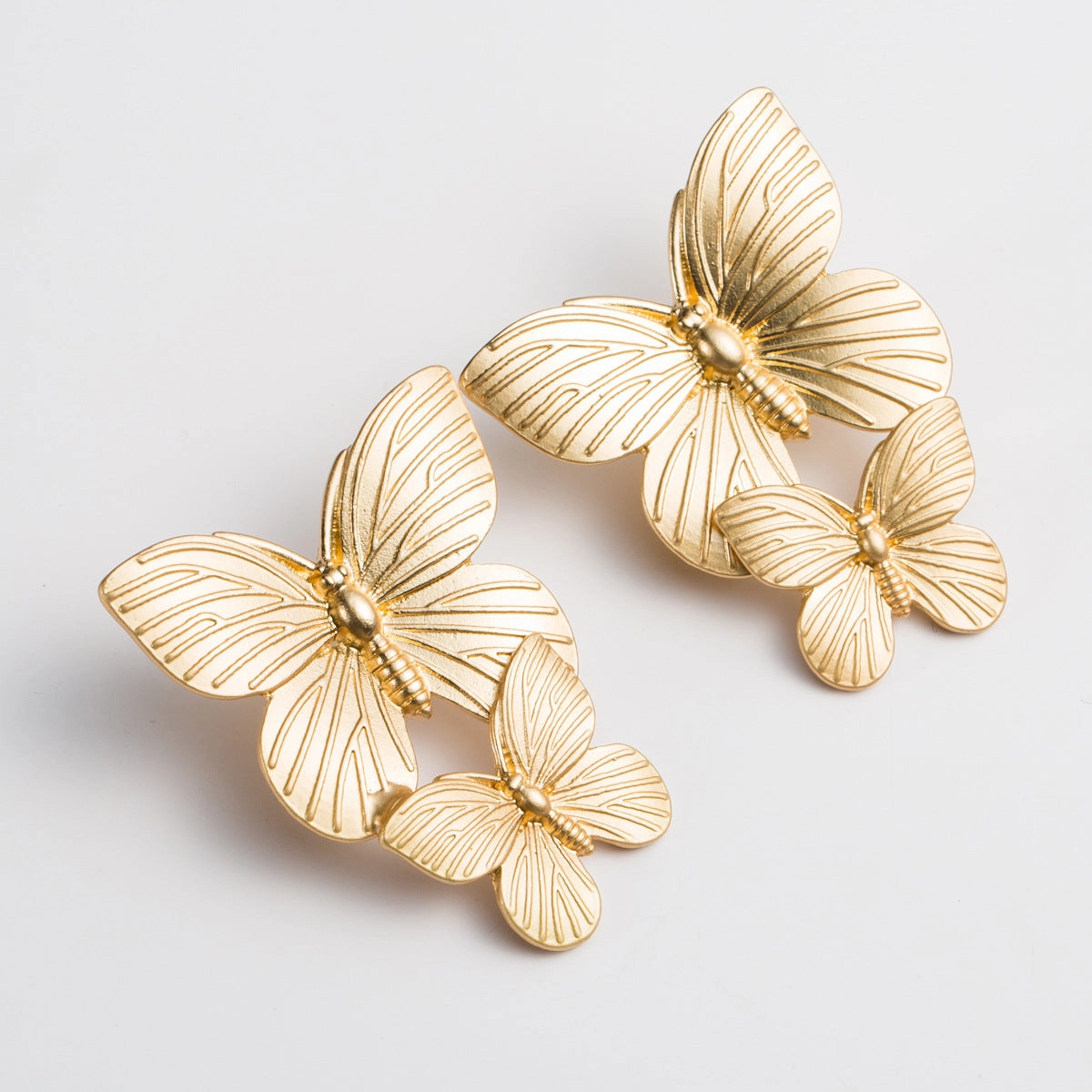 Wholesale Metal Butterfly Alloy Earrings