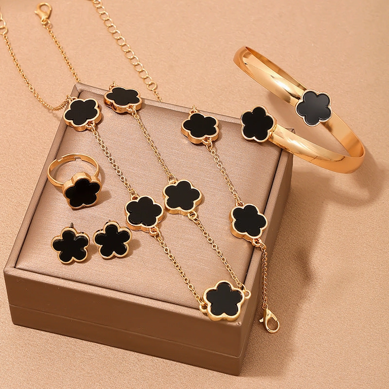 Wholesale Metal New Five Leaf Clover Flower Bracelet Necklace Earrings Ring Jewelry suit