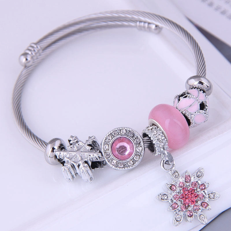 Wholesale Metal Snowflake Pendant Bracelet