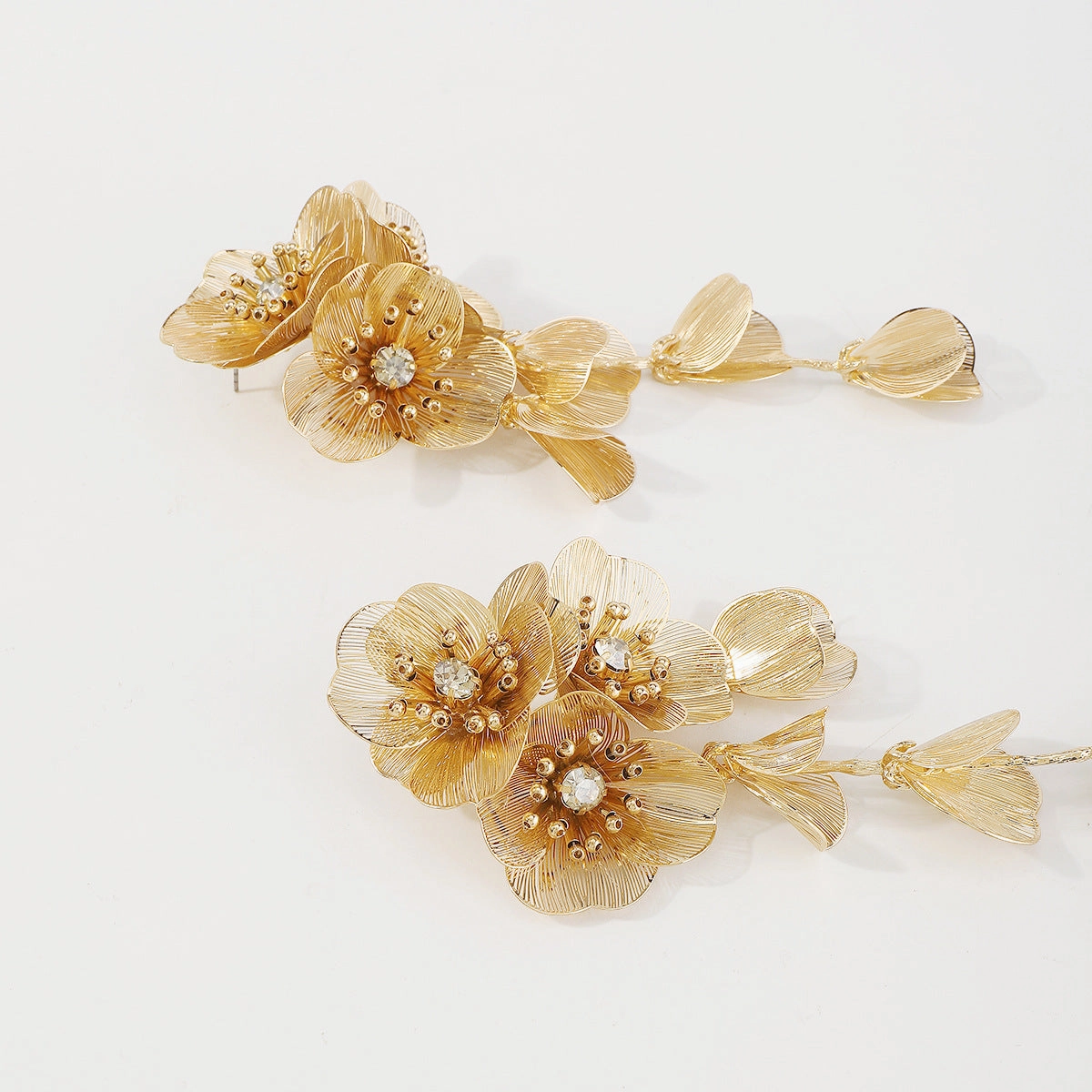 Wholesale Metal Style Three-dimensional Flower Exaggerated Earrings